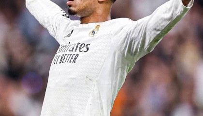 壹号娱乐电竞-关于这也行？皇家马德里清晨门线救险俄克拉荷马雷霆刷新队史纪录，今夜西甲传出新动向的信息