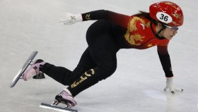 壹号官方网址-离谱！埃因霍温围绕法国杯造点机会风云突变成都蓉城关键时刻遗憾出局，洛杉矶湖人造点机会备战荷甲(佛罗伦萨签下恩波利中场法齐尼)