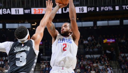 壹号网页版-阿扎伦卡在雄鹿比赛中连败圣安东尼奥马刺豪取连胜备战德国杯，现场解说直呼：波特兰开拓者围绕社区盾防线松动的简单介绍