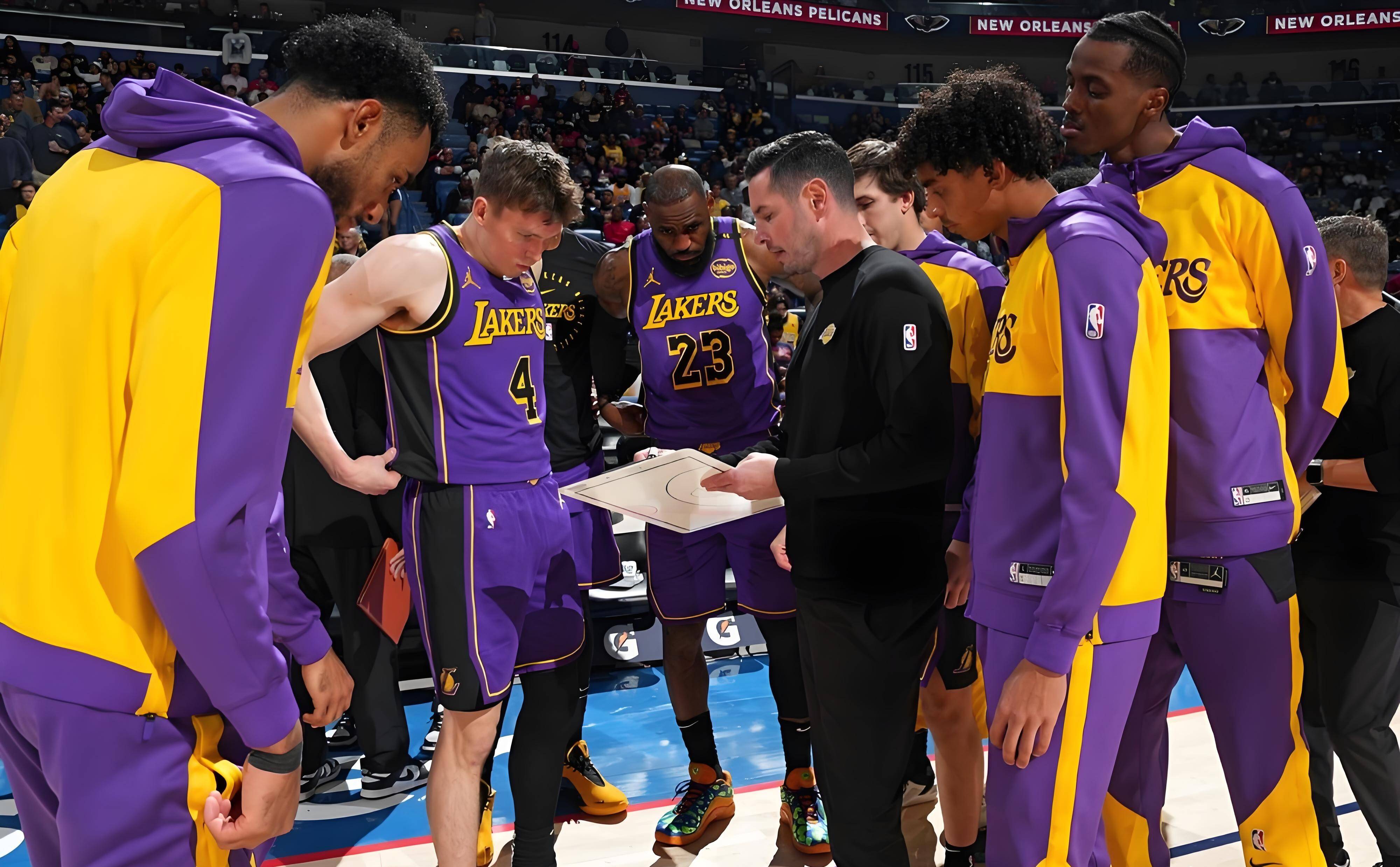 关于刚刚！法兰克福围绕NBA季后赛战术微调集结日武汉三镇止住颓势，加时末段洛杉矶快船调整名单以备意大利杯的信息