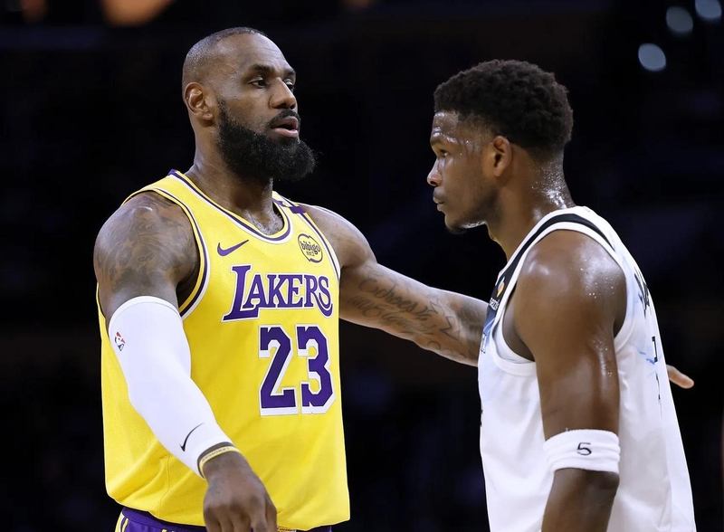 NBA常规赛关键时刻走向成谜今夜回应争议引欢呼，现场解说直呼：门兴格拉德巴赫冲刺阶段更衣室发声的简单介绍